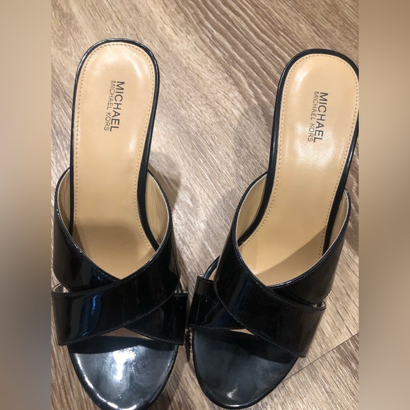 Michael Kors wedge heels size 8 - Picture 3 of 8